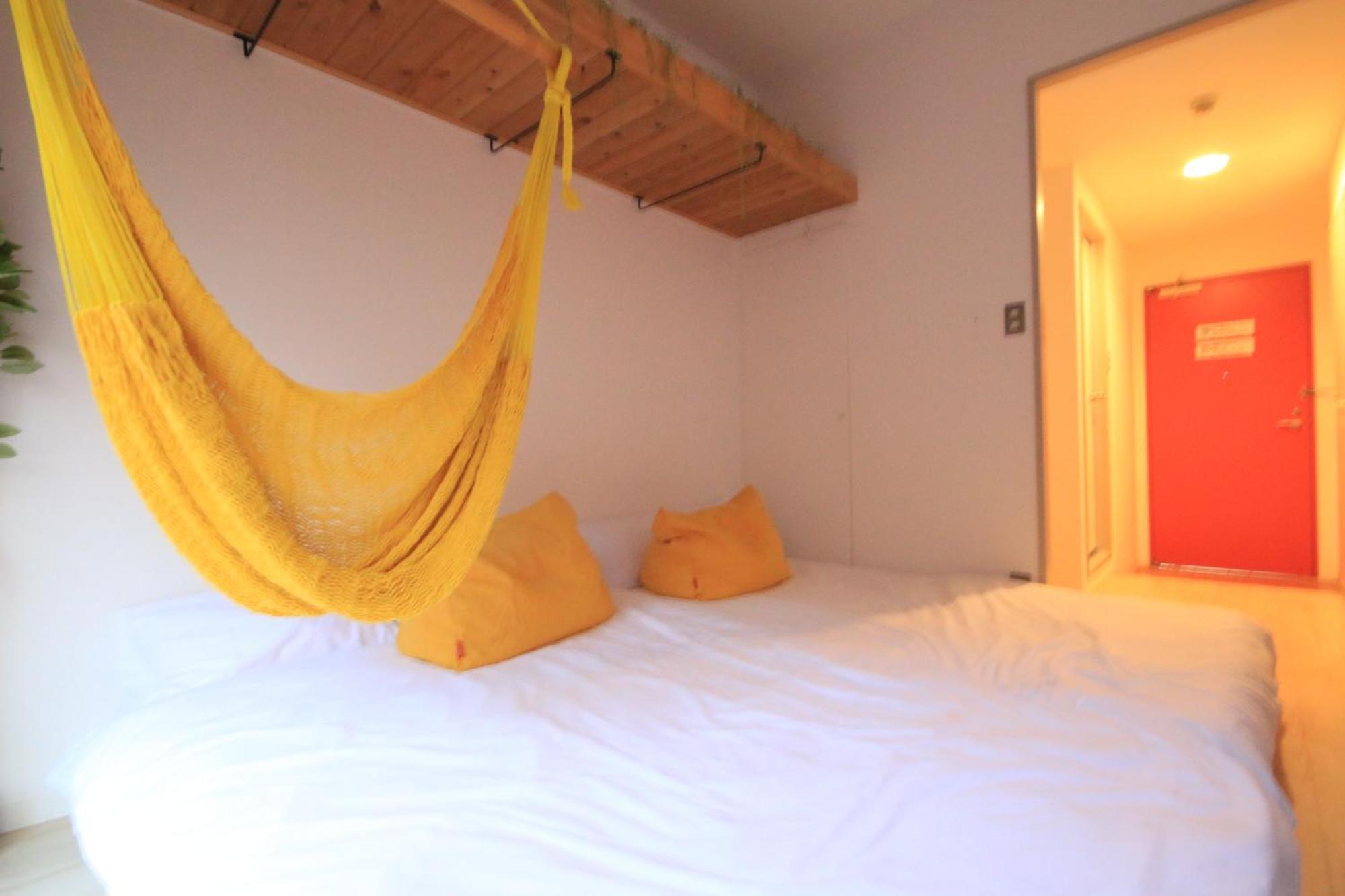 365Base Outdoor Hostel Хамамацу Номер фото
